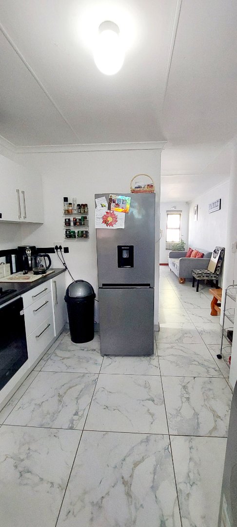 2 Bedroom Property for Sale in Clairewood Western Cape